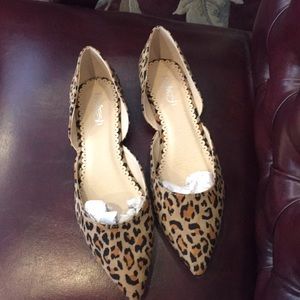 Women’s leopard print flats